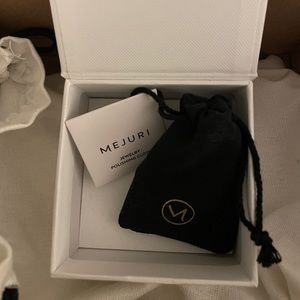 Mejuri NWT Small Hoops 14K Gold